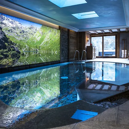 Hotel La Bouitte - Relais & Chateaux 5*